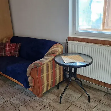 Zlta * Jelenec