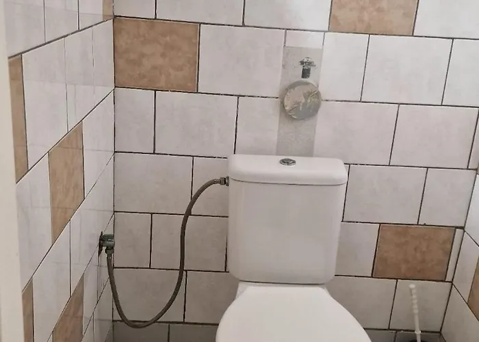 žltá Сasa de vacaciones Jelenec